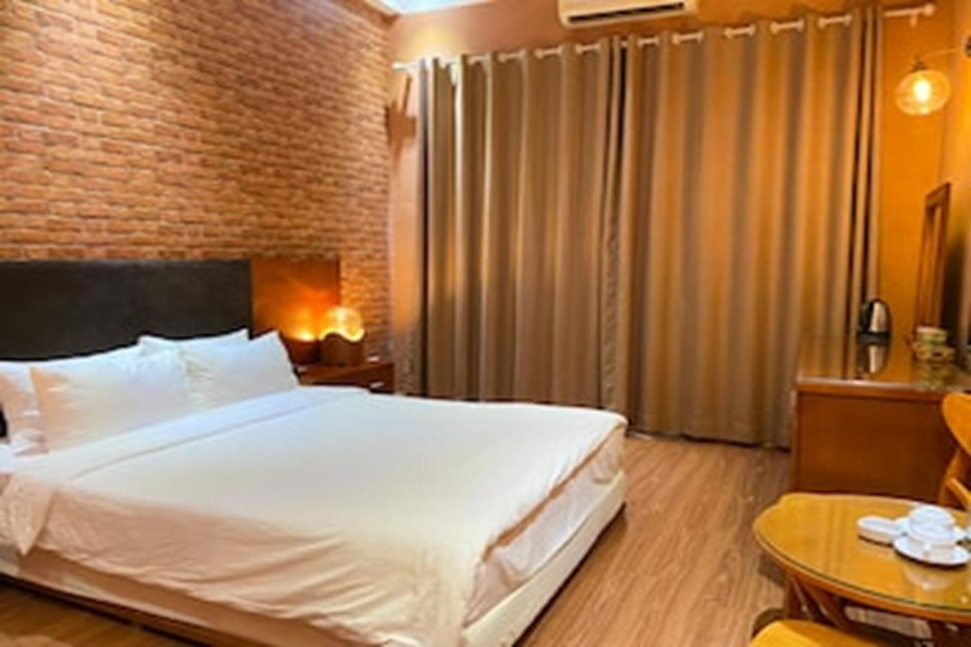Super Oyo Capital O 1173 Le Grand Hanoi Hotel - The Ruby Εξωτερικό φωτογραφία