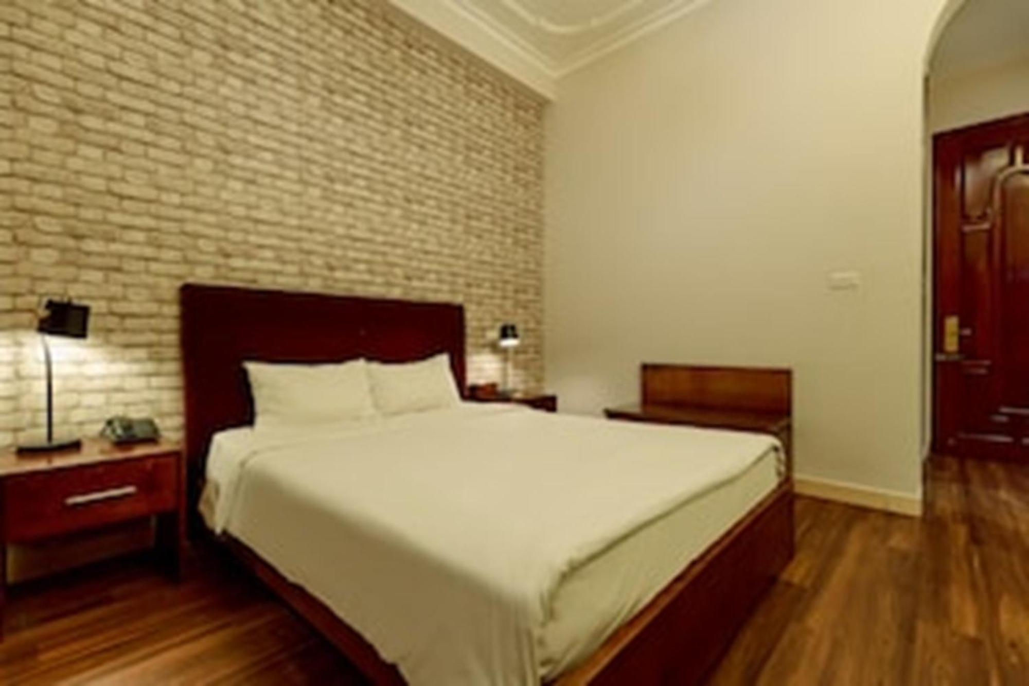 Super Oyo Capital O 1173 Le Grand Hanoi Hotel - The Ruby Εξωτερικό φωτογραφία