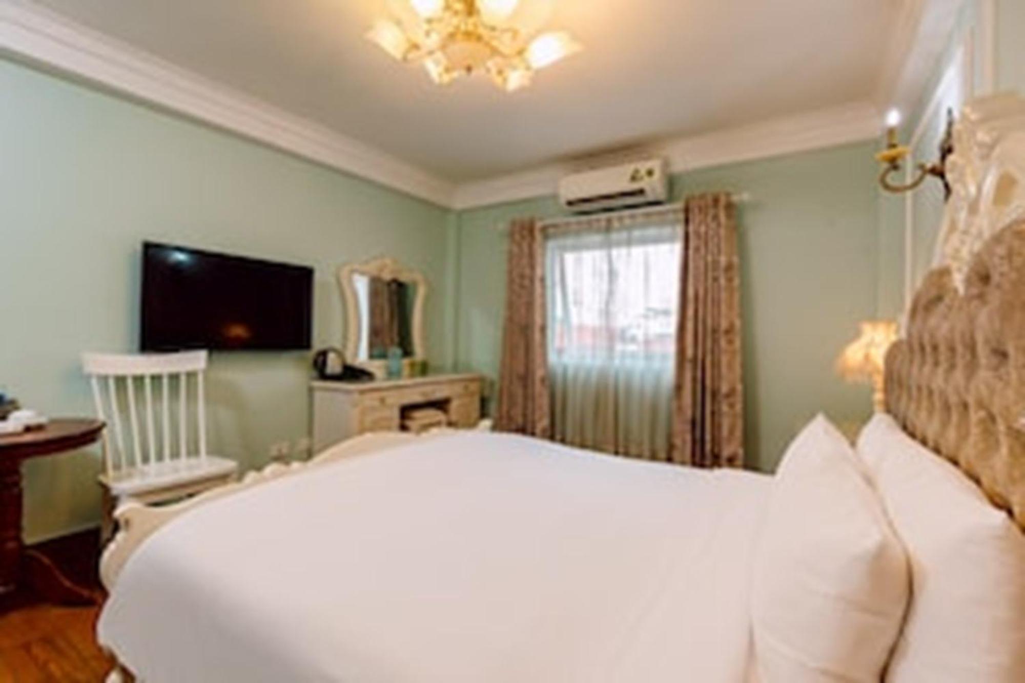 Super Oyo Capital O 1173 Le Grand Hanoi Hotel - The Ruby Εξωτερικό φωτογραφία